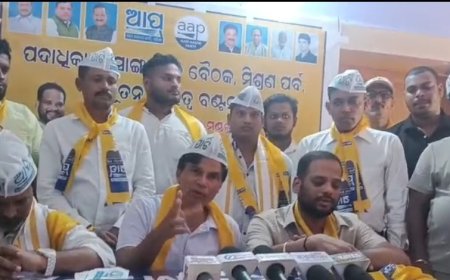 ଗଞ୍ଜାମ ଜିଲ୍ଲା 'ଆପ୍'ର ବିଶାଳ ସାଂଗଠନିକ ମିଶ୍ରଣ ପର୍ବ: ନୂତନ କର୍ମକର୍ତ୍ତାଙ୍କୁ ଦାୟିତ୍ୱ ଅର୍ପଣ, ଯୁବଶକ୍ତିକୁ ଆଗକୁ ନେବାକୁ ଆହ୍ୱାନ ।